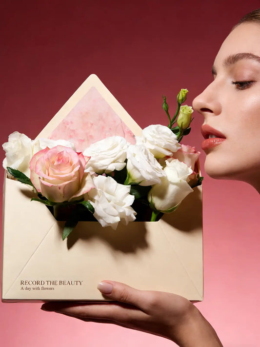 Amalee 10 Pack Yellow Flower Bouquet Envelope Boxes with Greeting Cards, Cardboard Floral Gift Boxes for Flower Arrangements, Florist Bouquet Packaging for Birthday, Graduation, Friendship Gifts